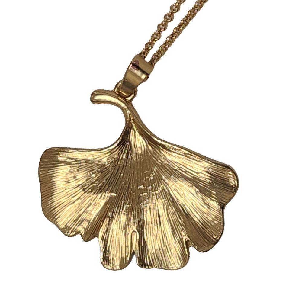 Fleur De Lisa Pendant Necklace